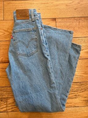 Levi's ribcage straight ankle, size 24